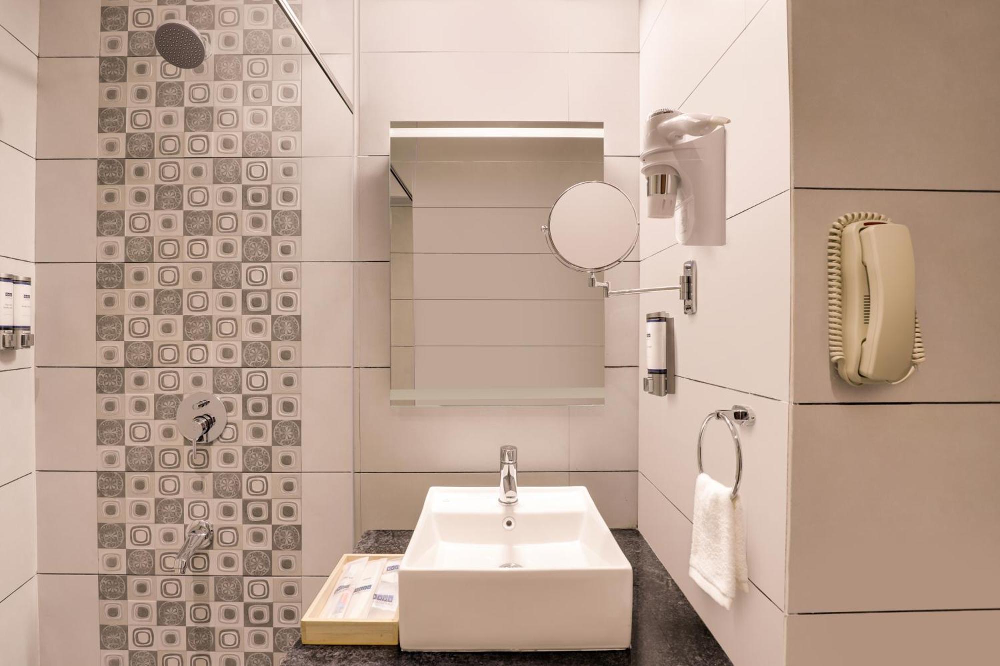 Keys Select By Lemon Tree Hotels, Hotel